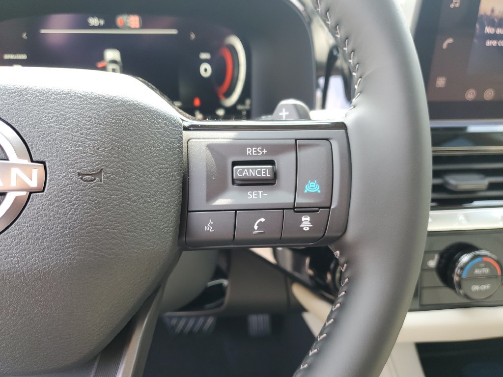 New 2026 Nissan Pathfinder SL FWD image 26
