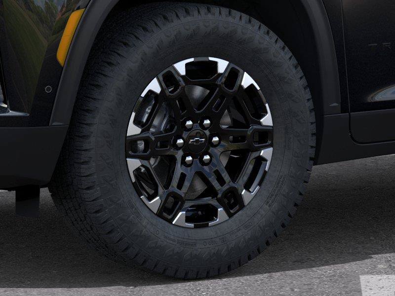 New 2027 Chevrolet Traverse Z71 w/ Enhanced Driving Package AWD/4WD image 9