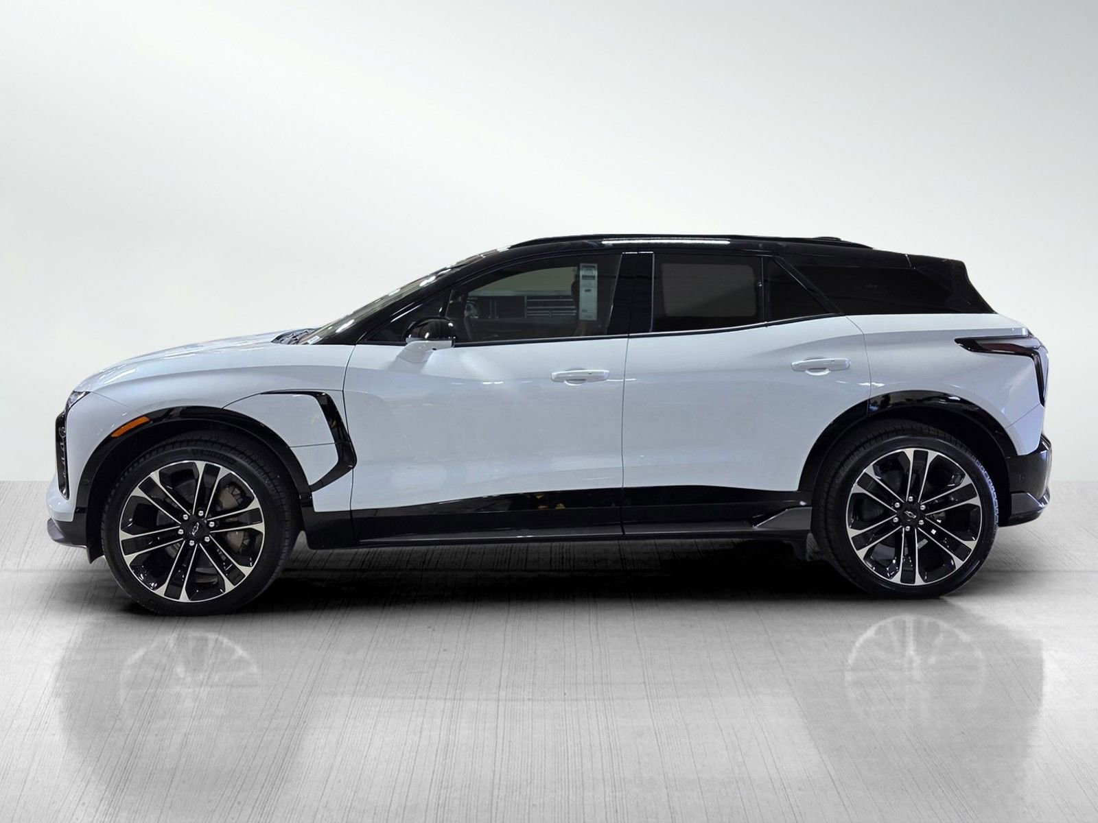 New 2026 Chevrolet Blazer EV SS AWD/4WD image 4