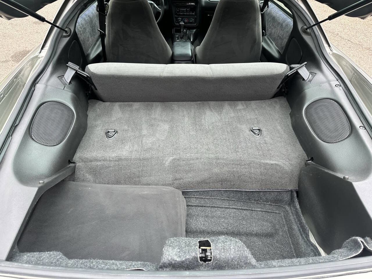 Used 2002 Chevrolet Camaro LT image 7