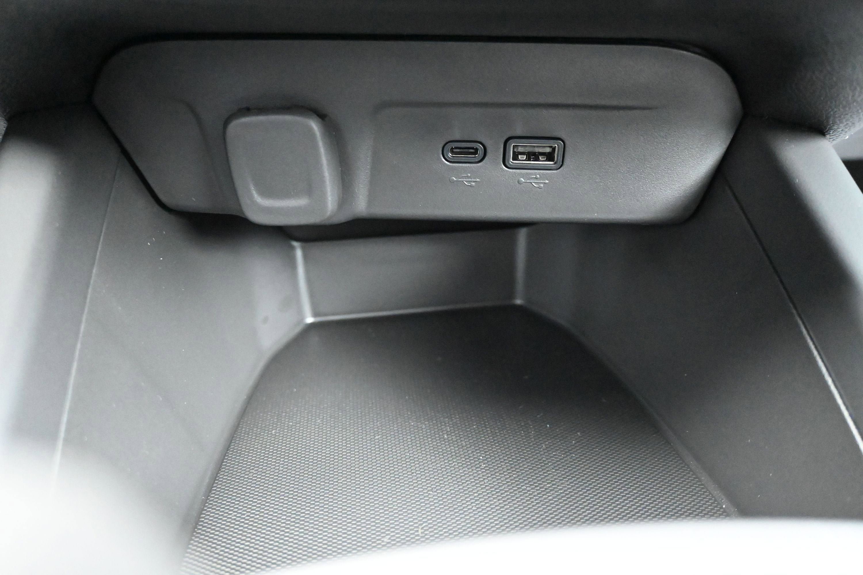 New 2026 Chevrolet Trax RS w/ Driver Confidence Package FWD image 20