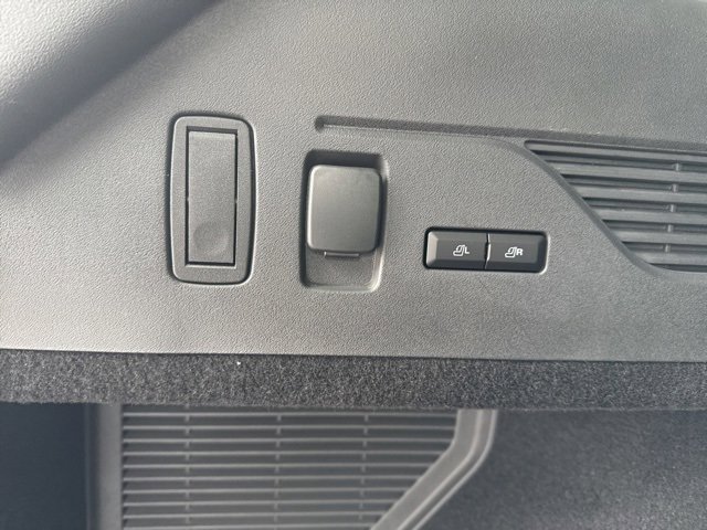 Used 2024 Lincoln Nautilus Premier w/ Equipment Group 102A image 13