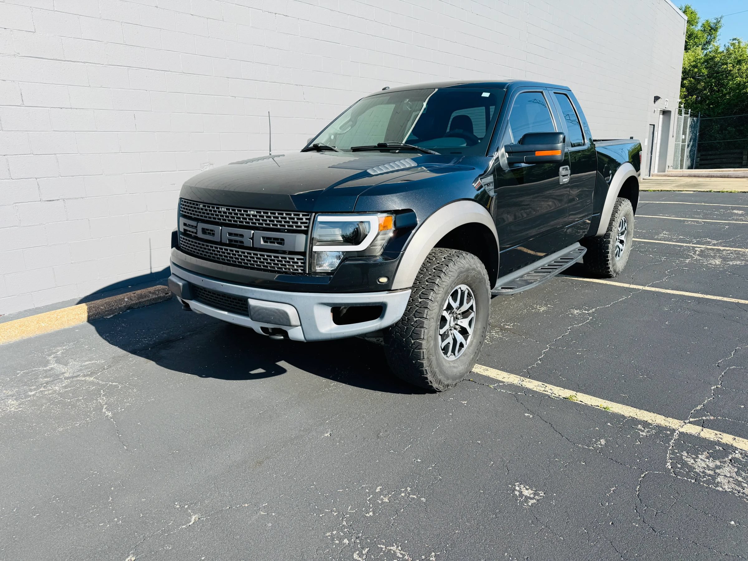 Used 2010 Ford F150 Raptor AWD/4WD image 4