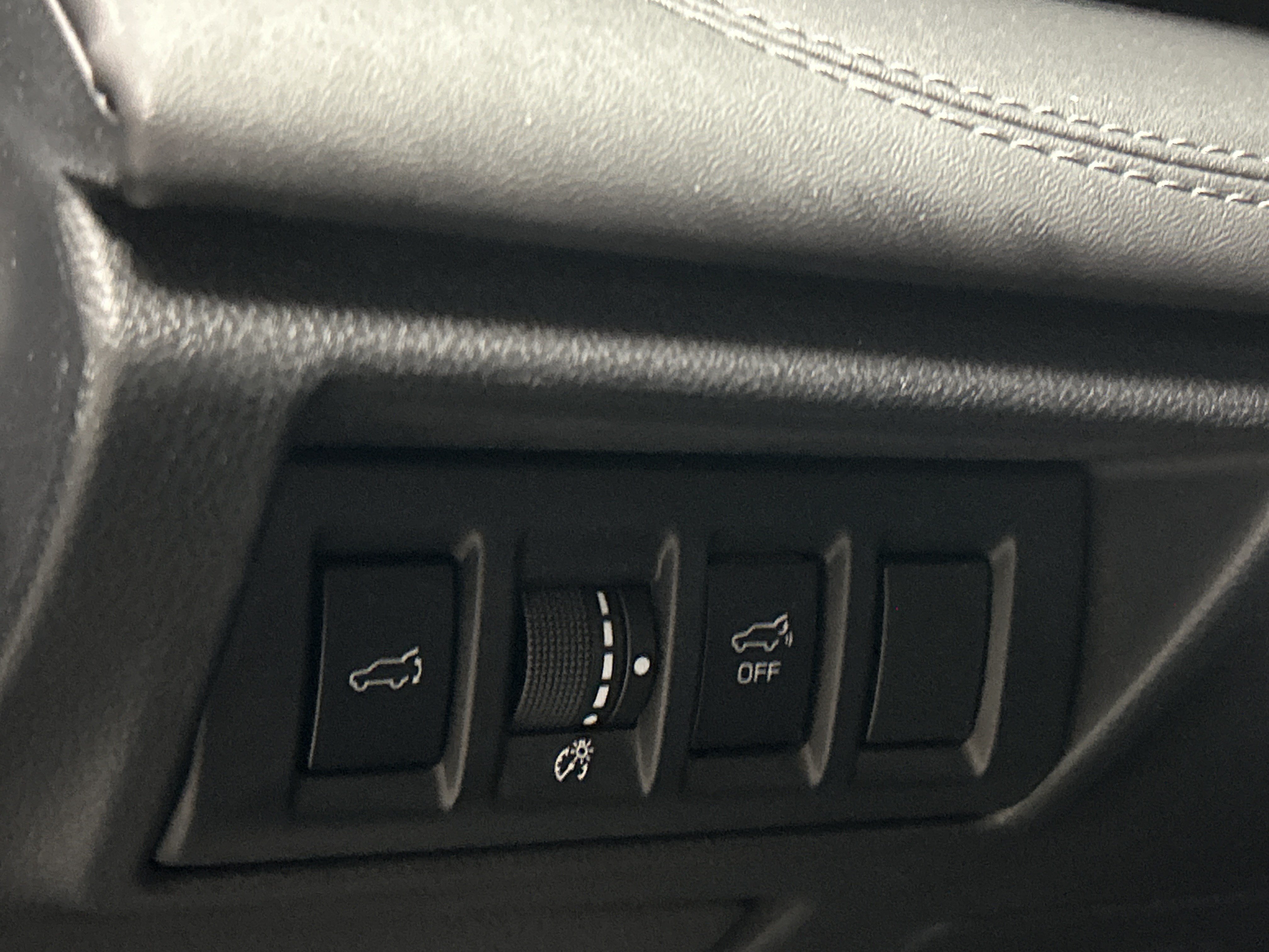 Used 2020 Subaru Outback Limited AWD/4WD image 28