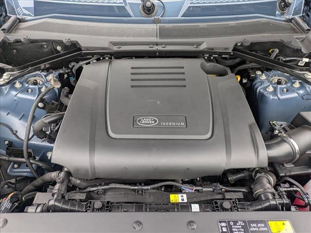 New 2025 Land Rover Defender 110 S image 18