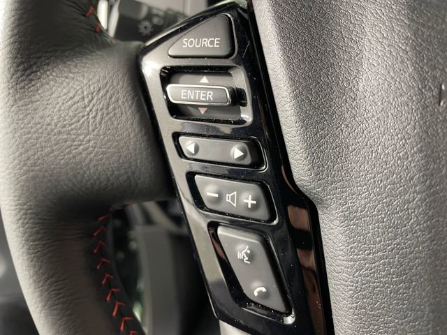 Used 2025 Nissan Frontier PRO-4X w/ Pro Premium Package image 11