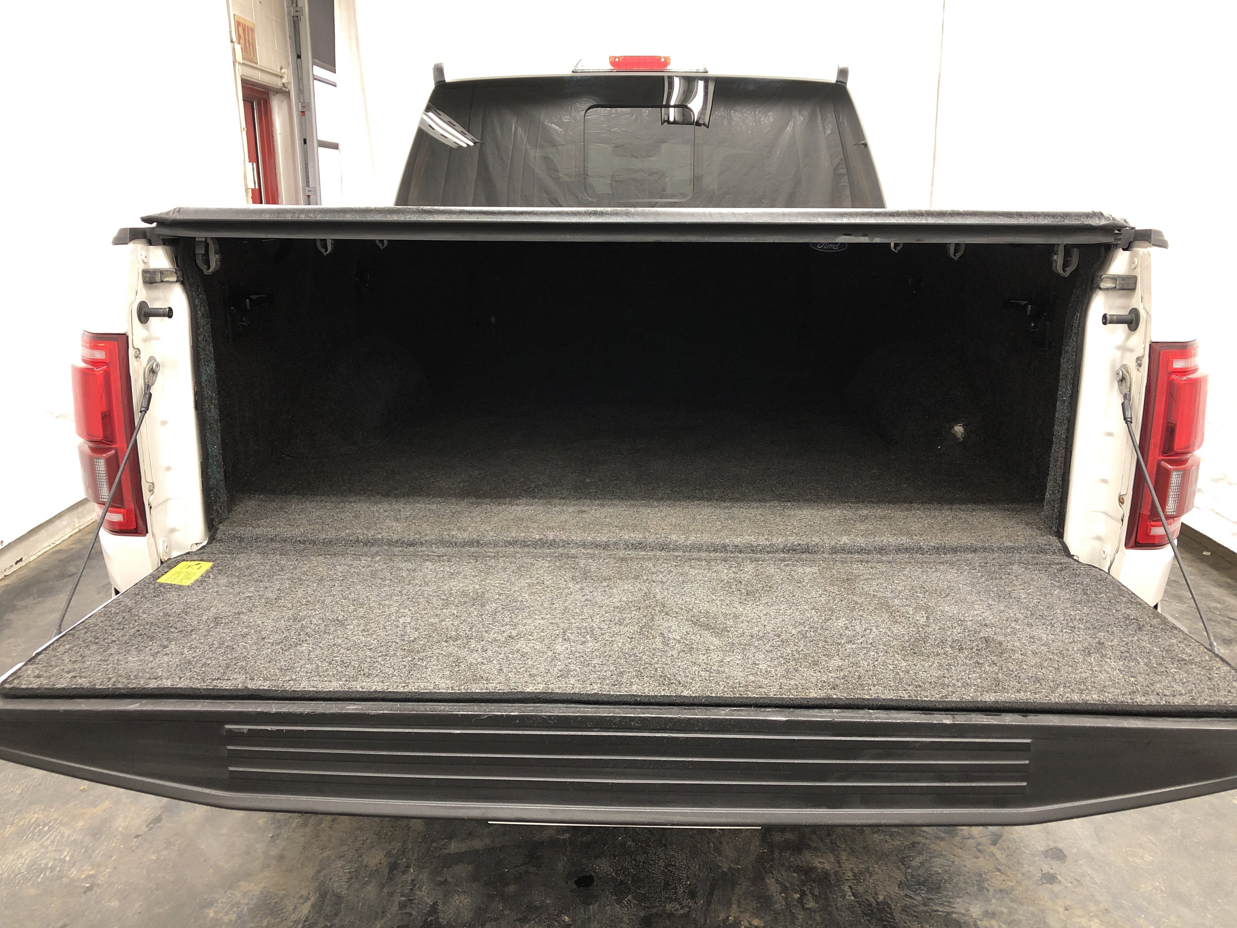 Used 2017 Ford F150 Limited w/ Trailer Tow Package AWD/4WD image 8