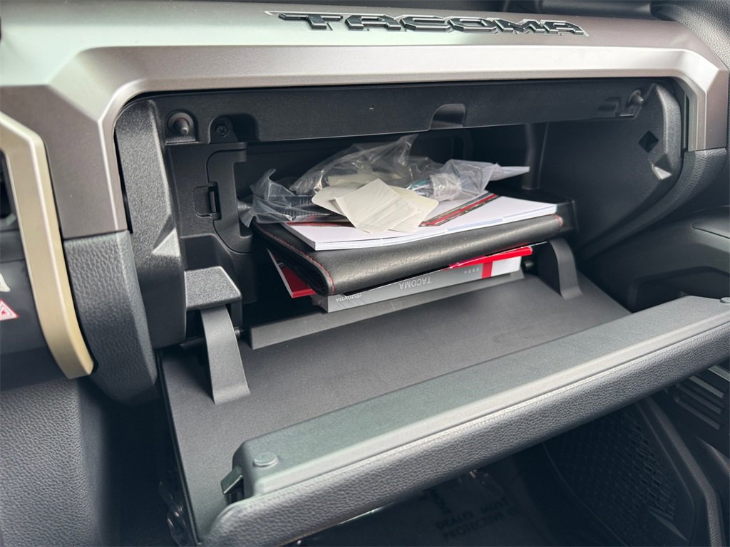 Used 2024 Toyota Tacoma TRD Sport image 26