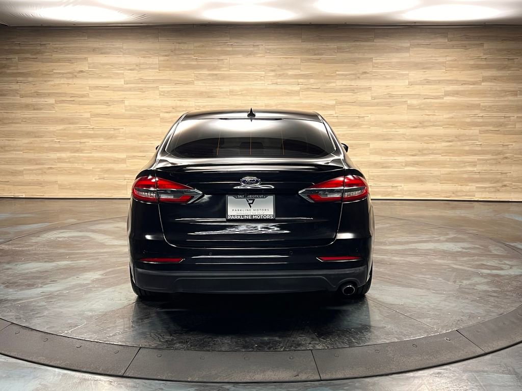 Used 2020 Ford Fusion SE image 23