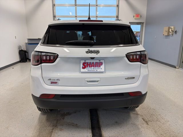 Used 2023 Jeep Compass Latitude w/ Sun and Sound Group image 7