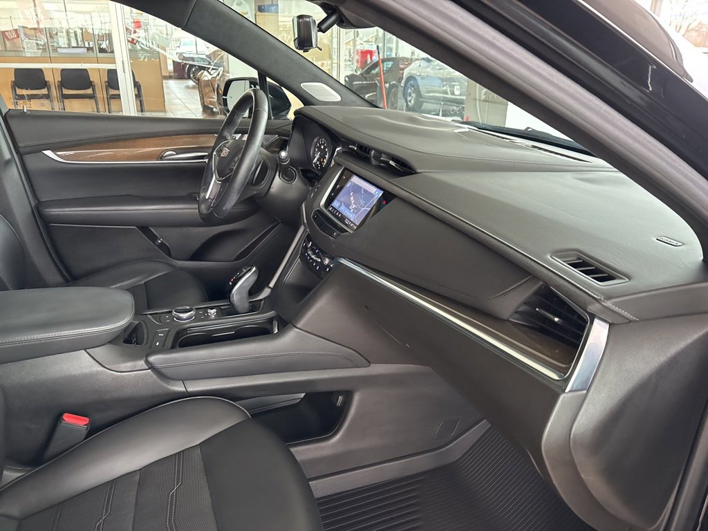 Used 2022 Cadillac XT5 Premium Luxury image 44