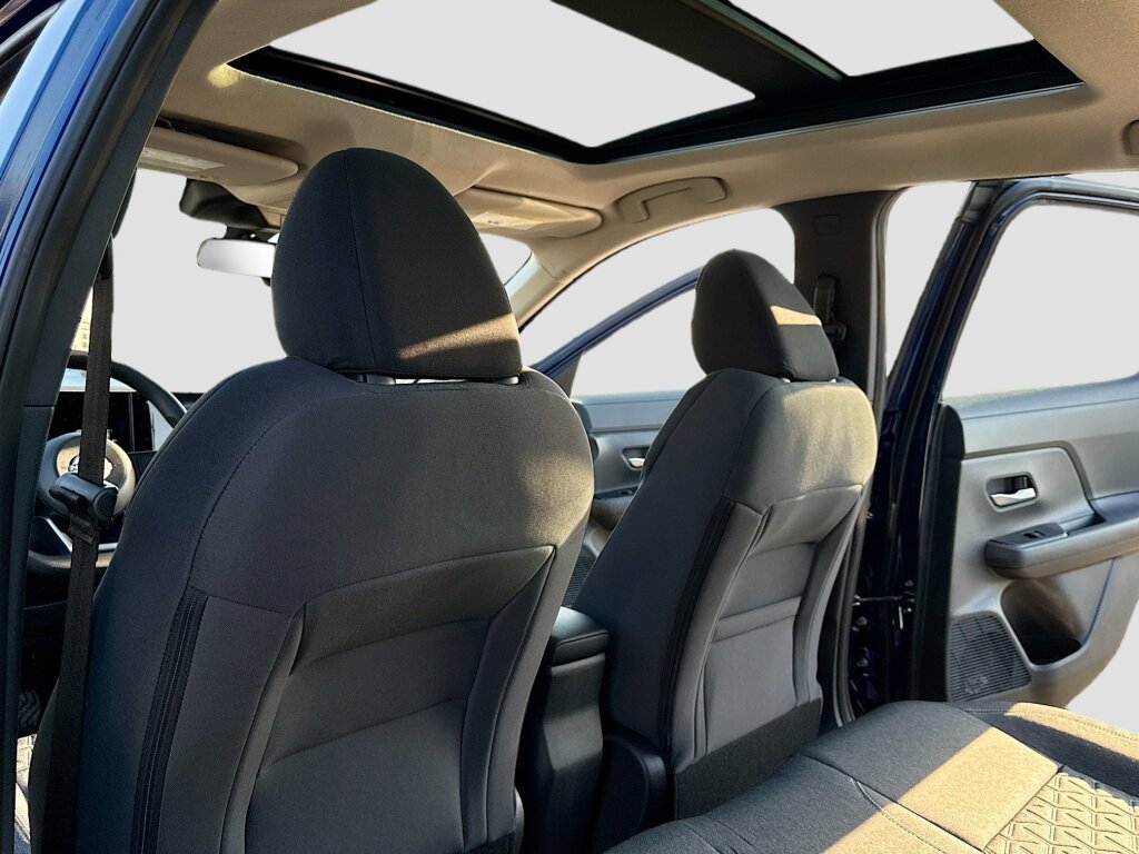 New 2026 Nissan Kicks SV image 6