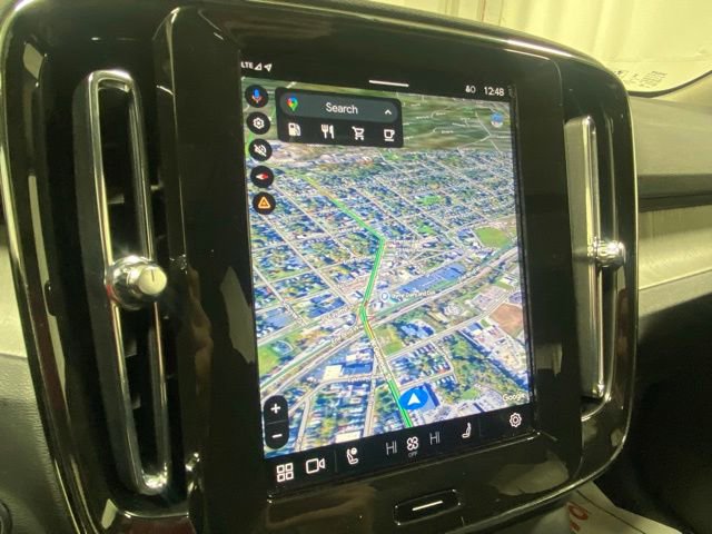 Used 2025 Volvo XC40 B5 Core AWD/4WD image 19