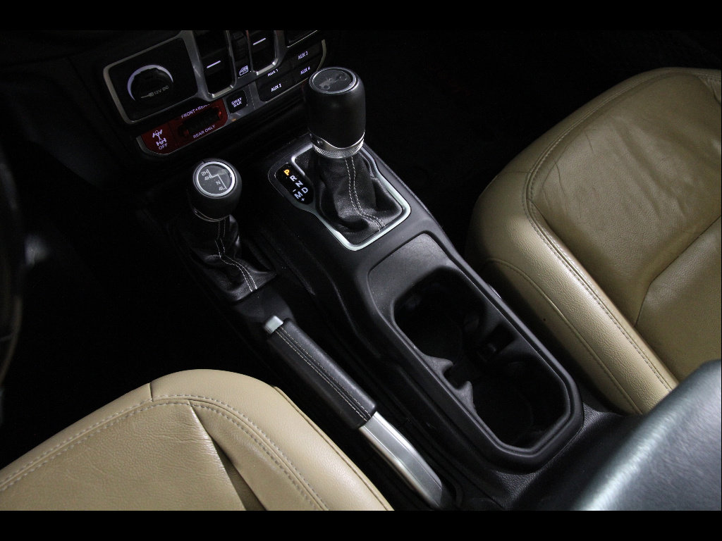 Used 2019 Jeep Wrangler Unlimited Rubicon w/ Advanced Safety Group image 18