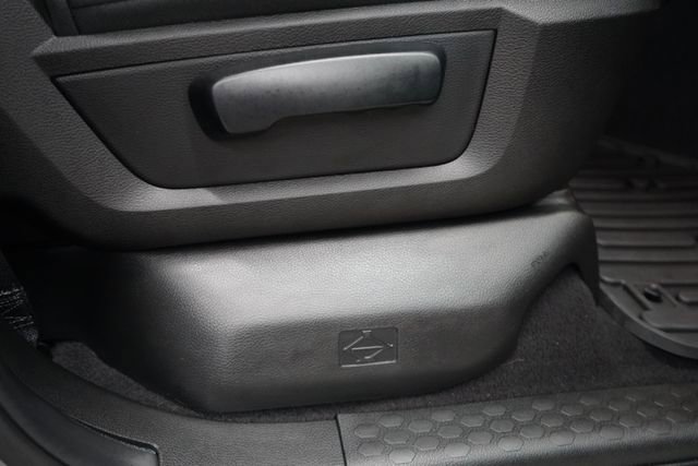Used 2022 RAM 1500 Classic Warlock AWD/4WD image 46