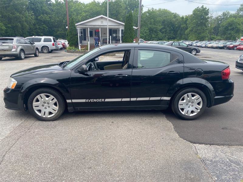 Used 2011 Dodge Avenger Express image 3