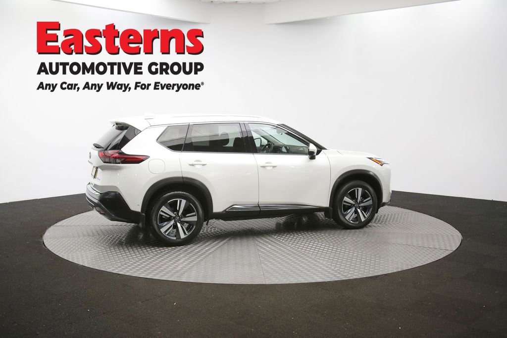 Used 2022 Nissan Rogue SL w/ SL Premium Package image 44