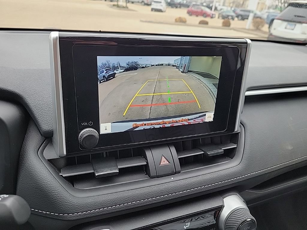 Used 2024 Toyota RAV4 LE AWD/4WD image 20