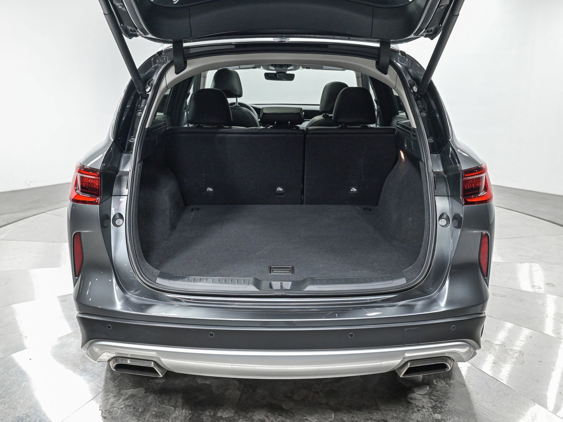 Used 2025 INFINITI QX50 Luxe image 6