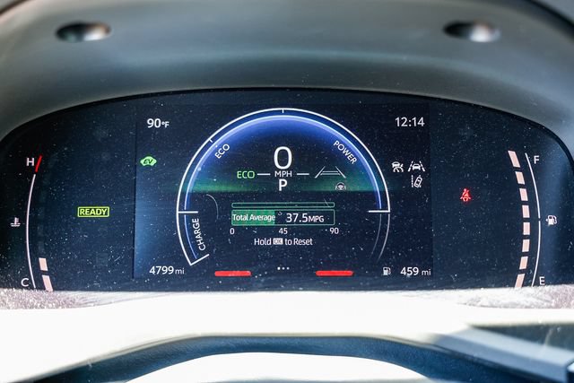 Used 2025 Toyota Camry LE w/ Convenience Package FWD image 18