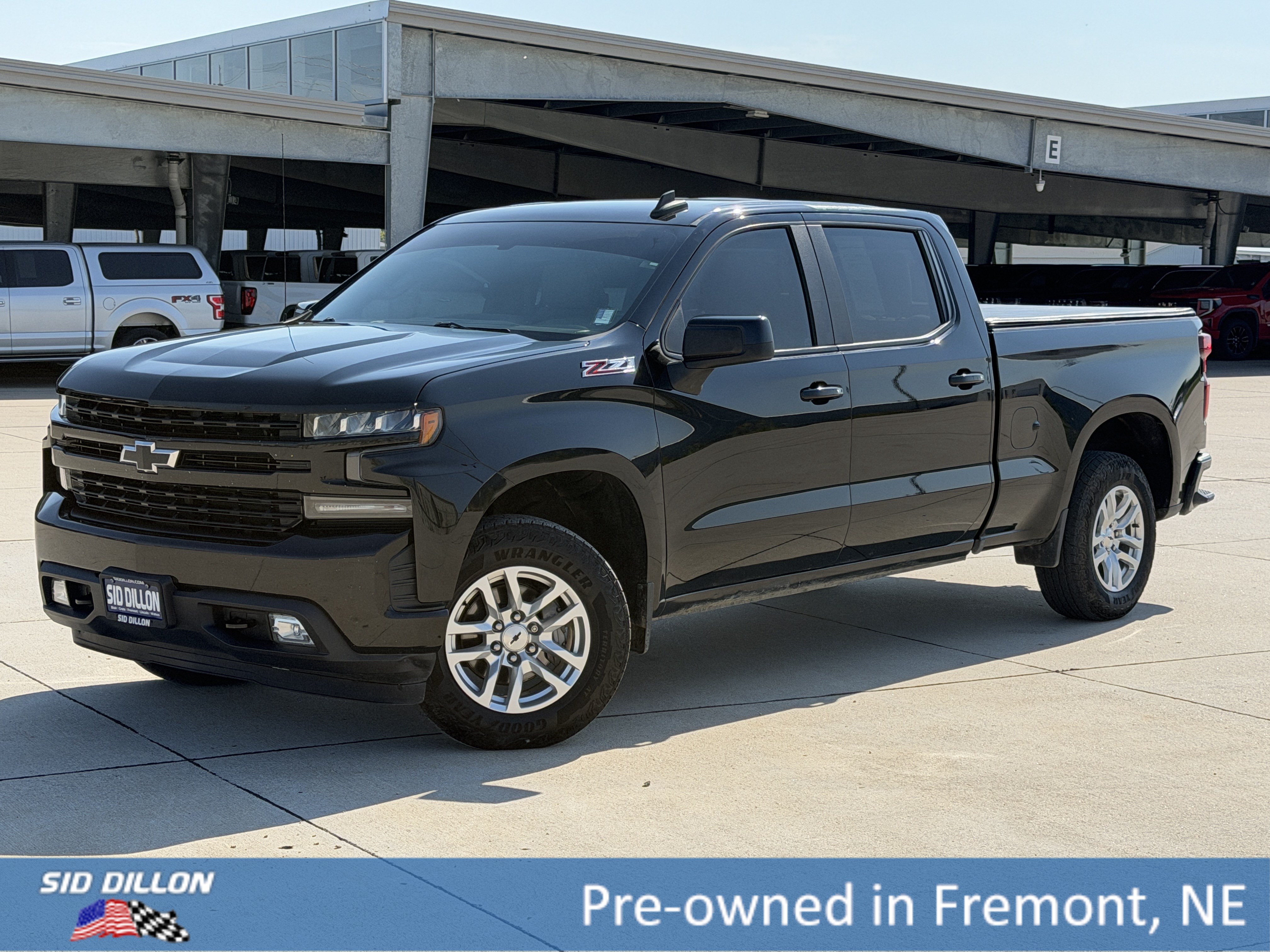 Certified 2019 Chevrolet Silverado 1500 RST AWD/4WD image 1