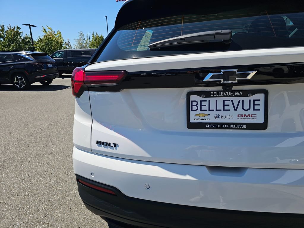 New 2027 Chevrolet Bolt LT w/ Comfort Package FWD image 16
