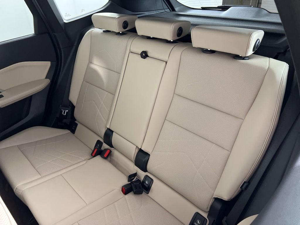 Used 2025 BMW X1 xDrive28i w/ Convenience Package image 6