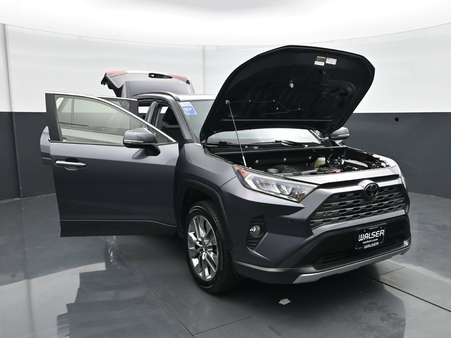 Used 2019 Toyota RAV4 Limited w/ Cold Weather Package AWD/4WD image 37