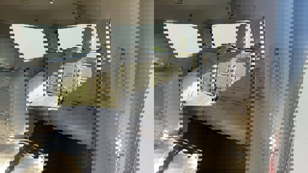 Used 2020 Lincoln Navigator Reserve w/ Luxury Package image 19