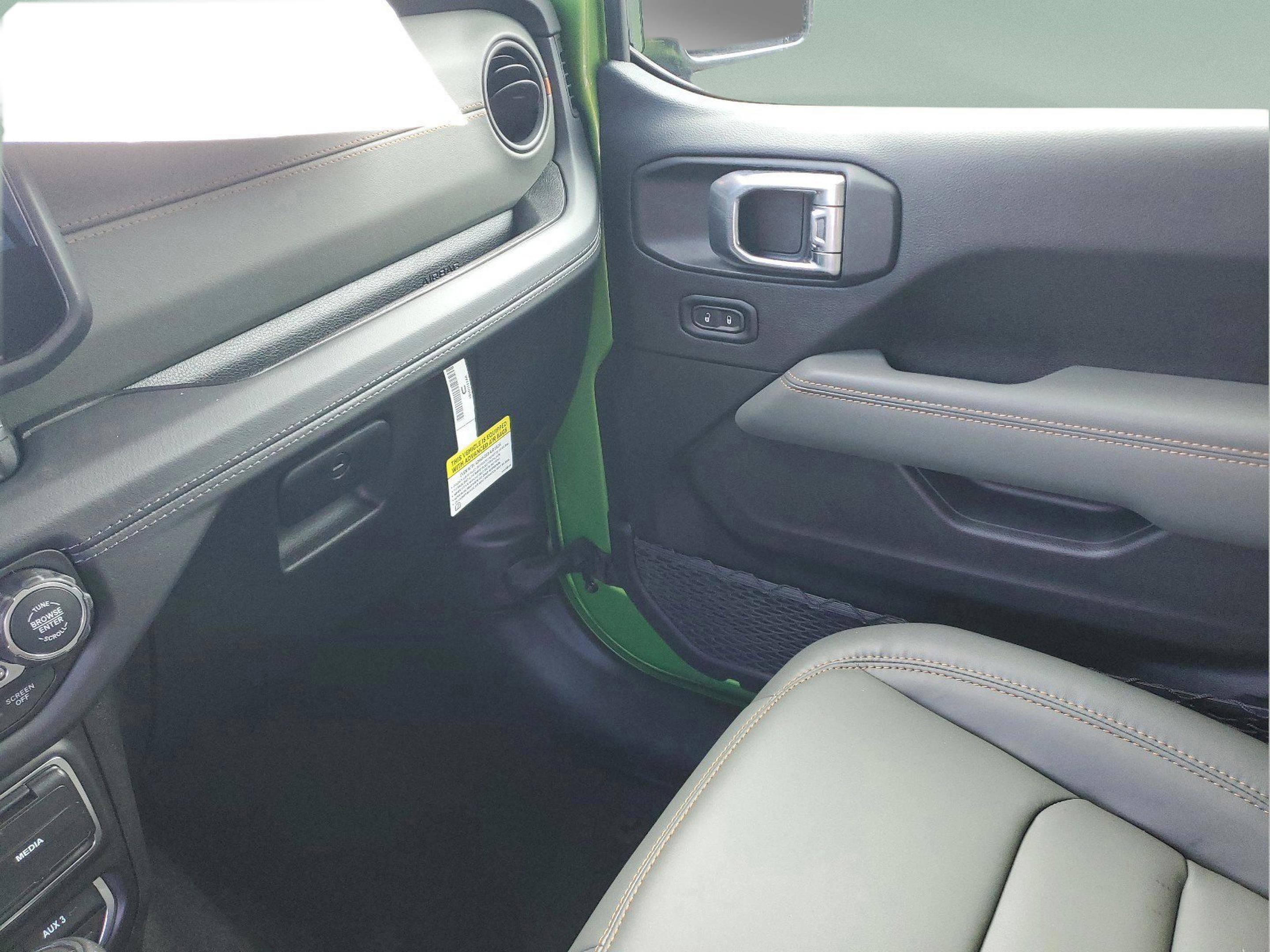 New 2026 Jeep Gladiator Mojave image 15