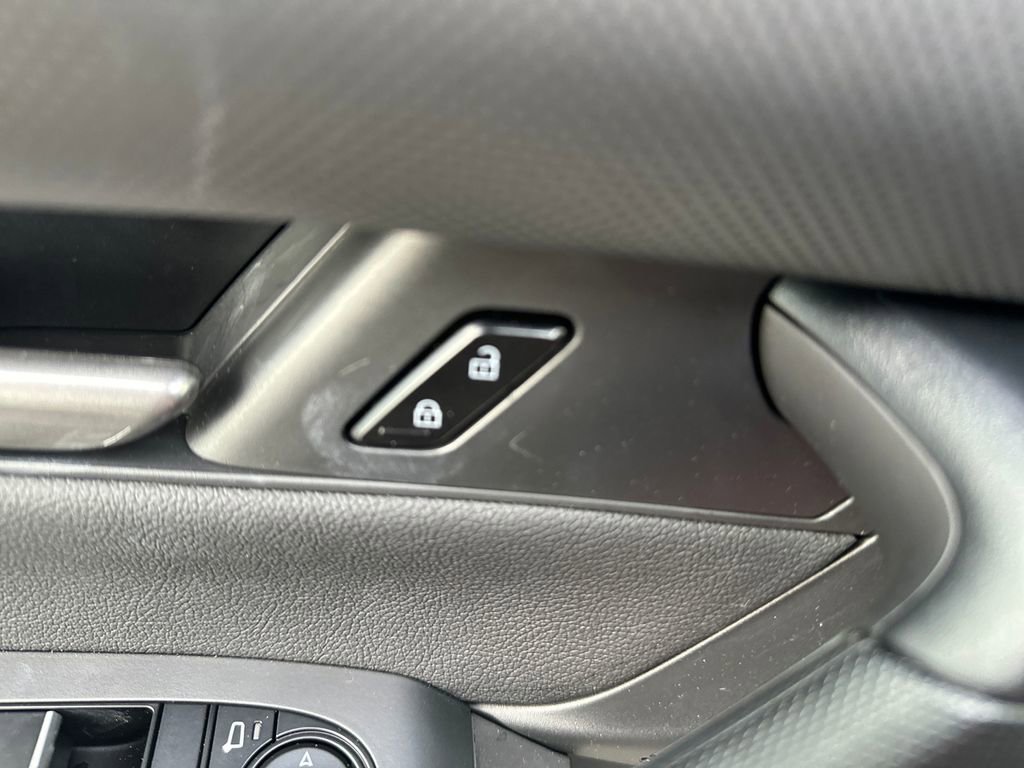 Certified 2025 MAZDA CX-50 AWD 2.5 S w/ Select Package image 13