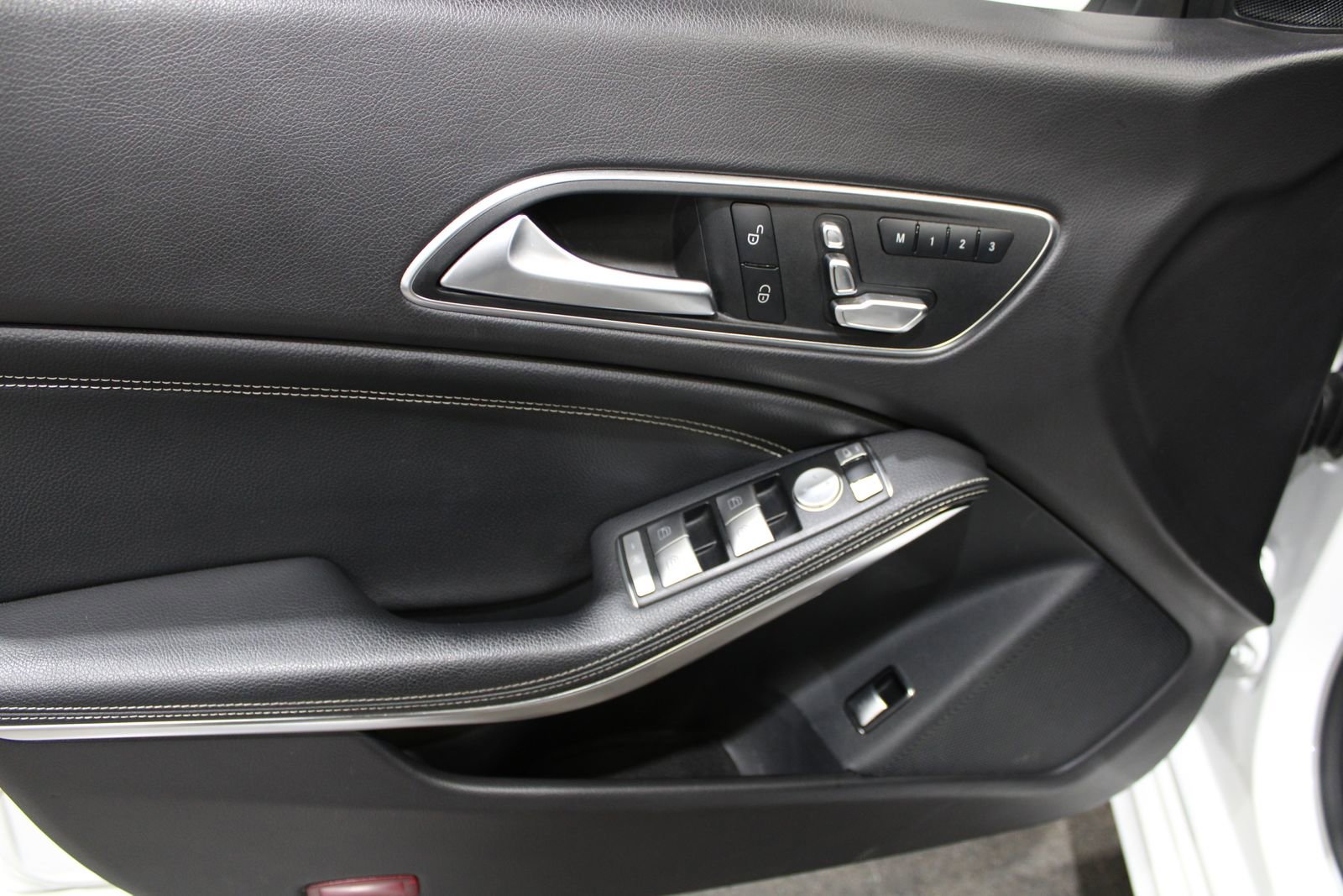 Used 2019 Mercedes-Benz CLA 250 image 23