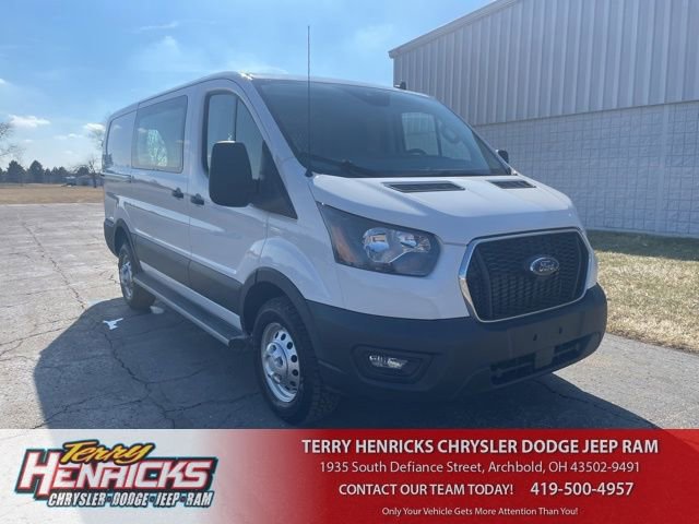 Used 2023 Ford Transit 250 Low Roof AWD w/ Exterior Upgrade Package image 1
