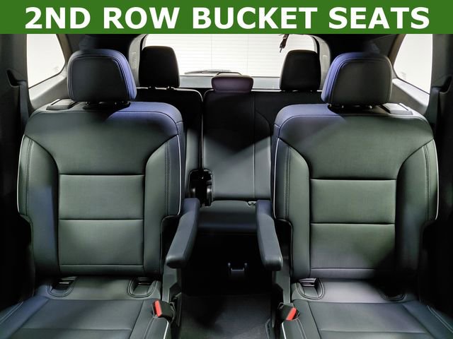 Used 2025 Buick Enclave Preferred image 4