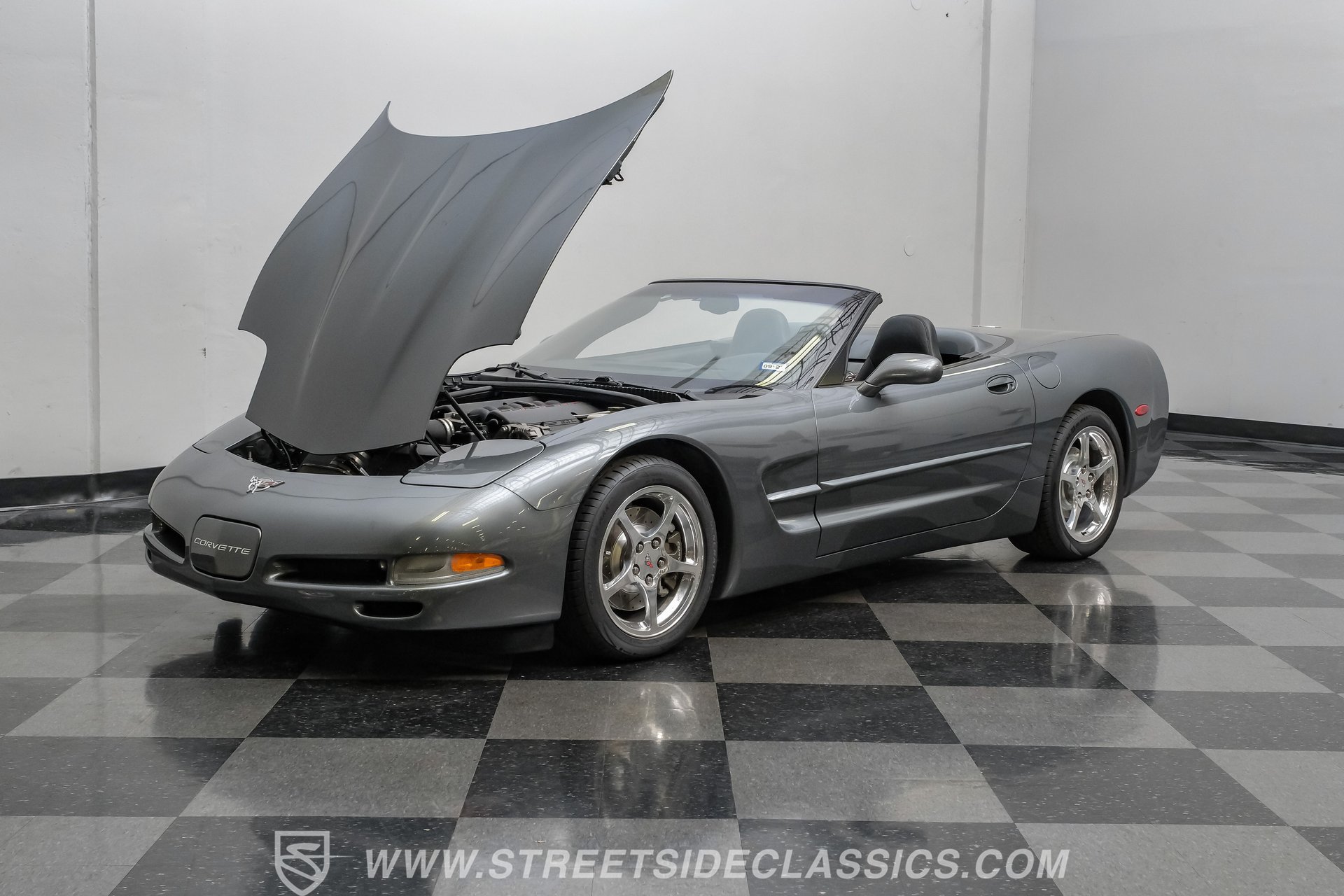 Used 2003 Chevrolet Corvette Convertible w/ Preferred Equipment Group1 RWD image 36