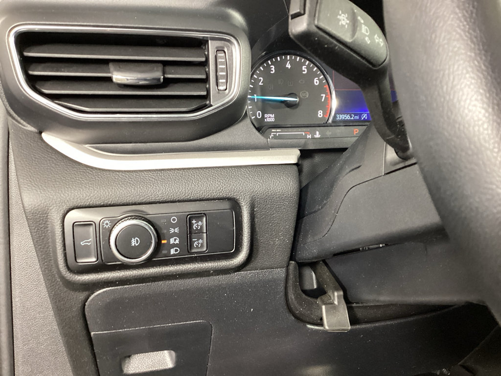 Used 2023 Ford Explorer XLT w/ Equipment Group 202A AWD/4WD image 26