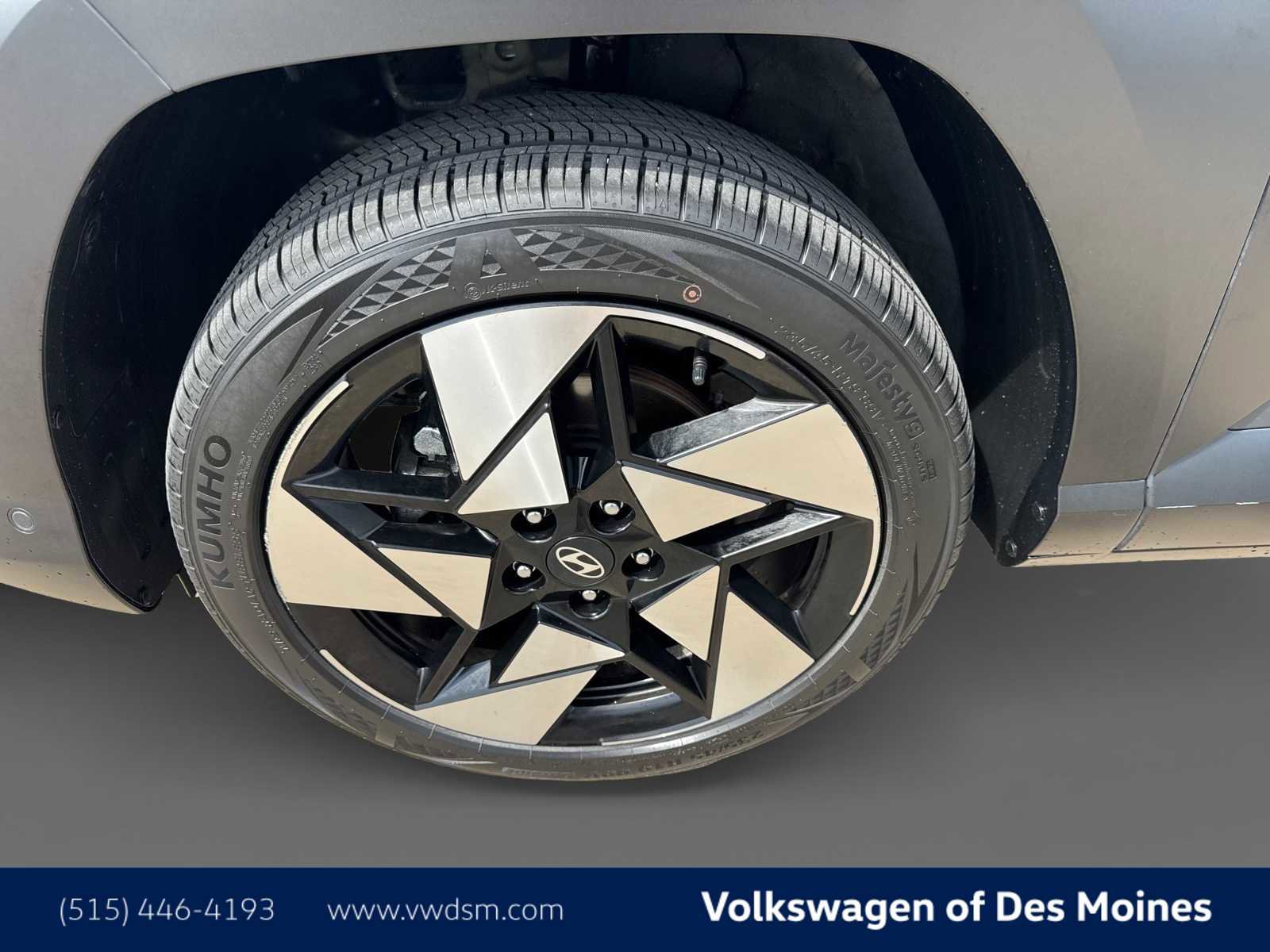 Used 2024 Hyundai Kona Limited image 8