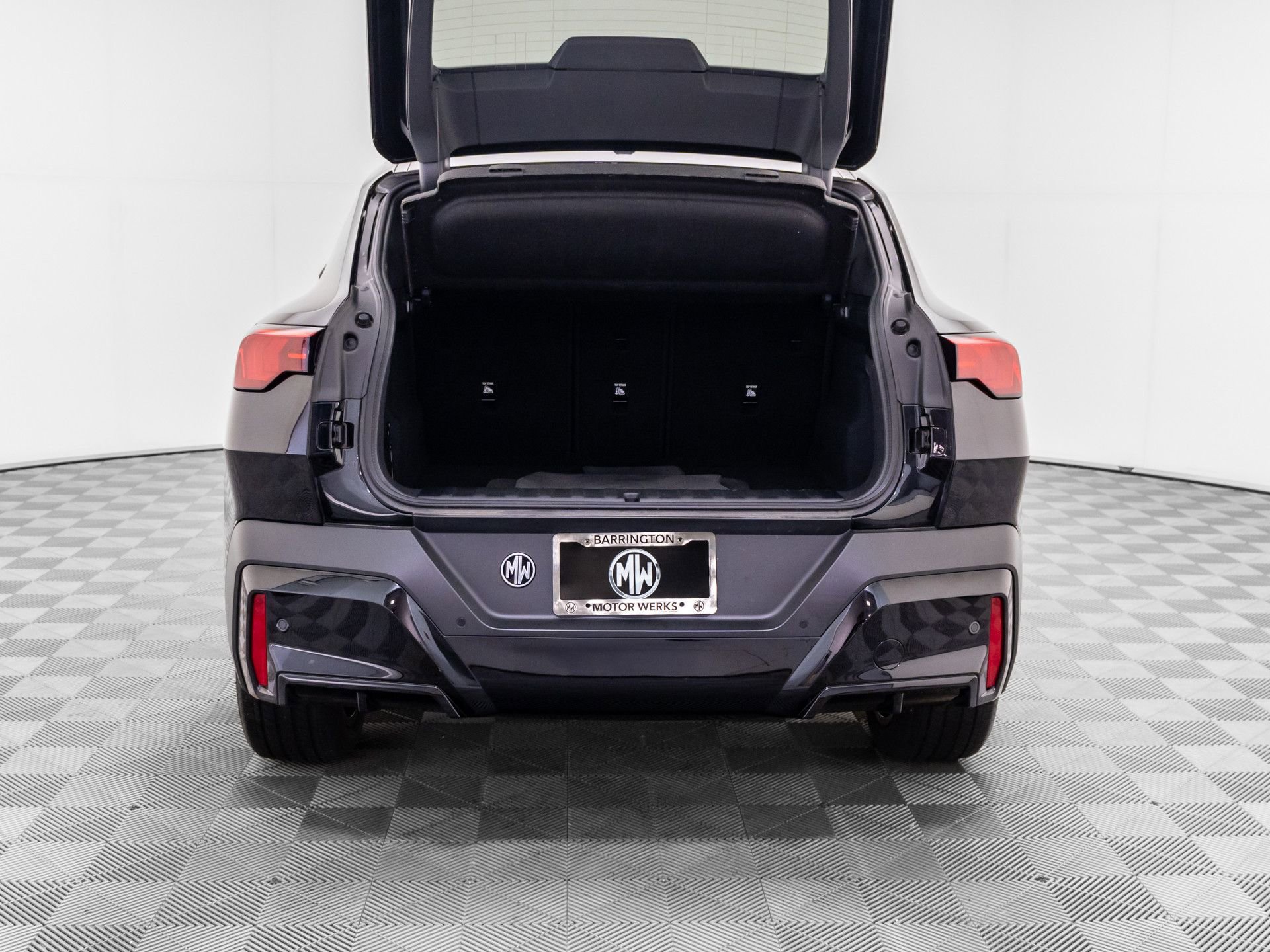 Certified 2025 BMW X2 xDrive28i image 36