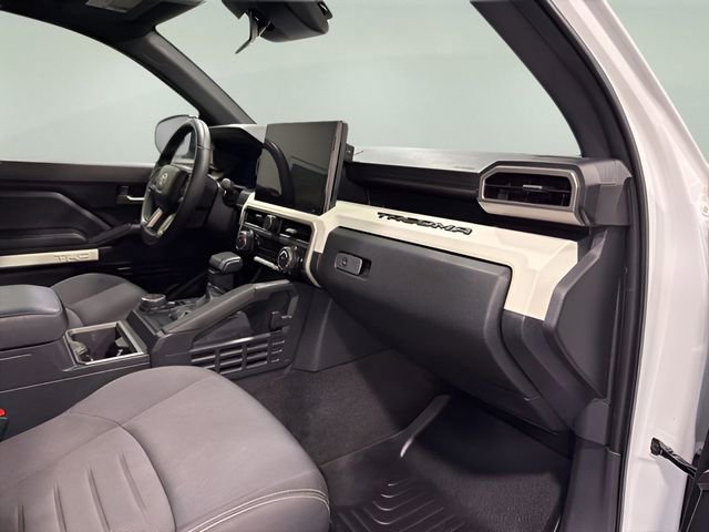 Used 2024 Toyota Tacoma TRD Sport image 13