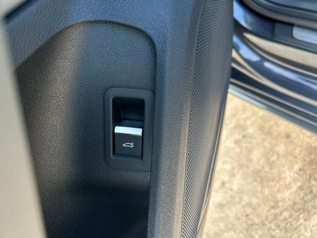 Used 2023 Audi A4 2.0T Premium w/ Convenience Package image 51