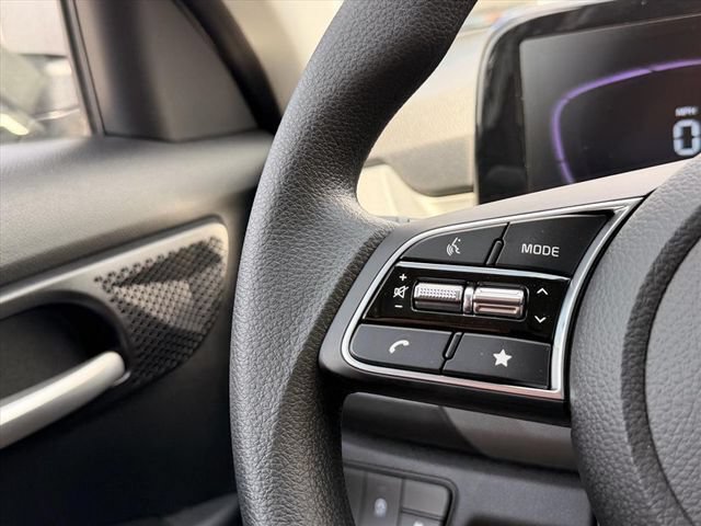 New 2026 Kia Seltos LX FWD image 18