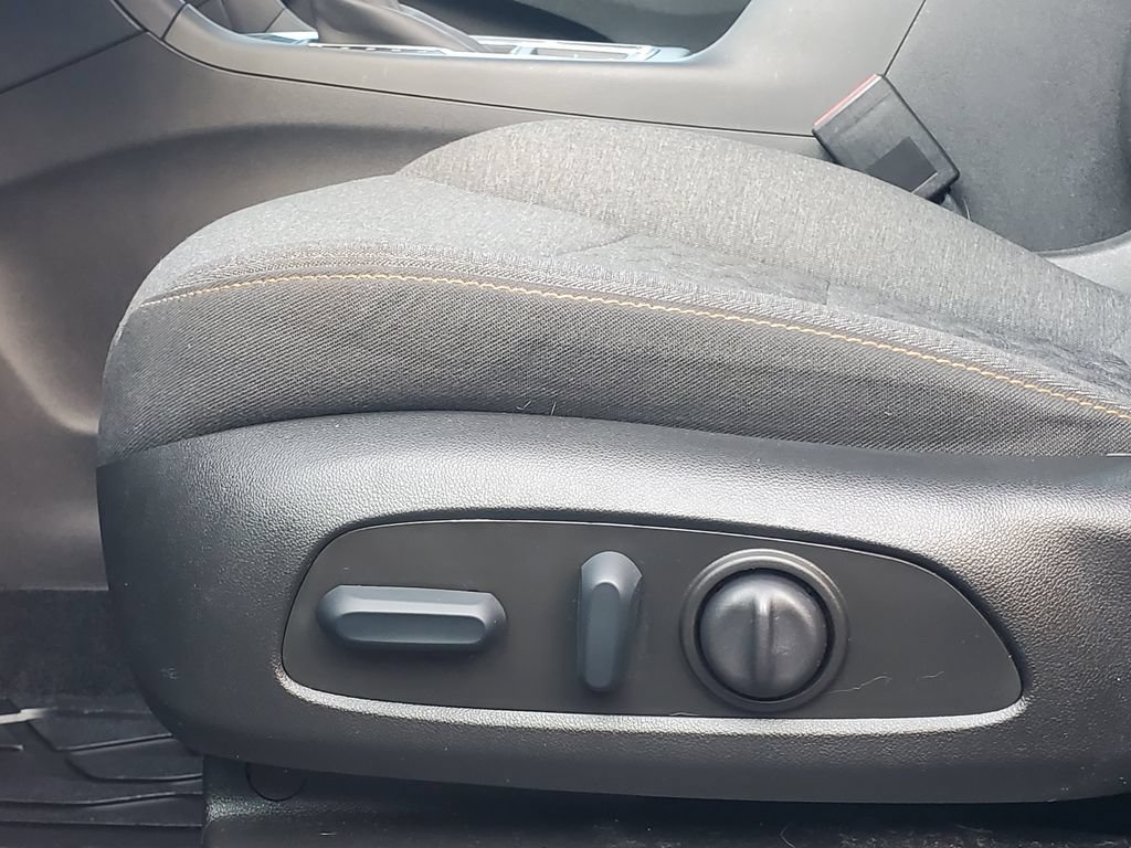 Used 2022 Chevrolet Equinox LT FWD image 6