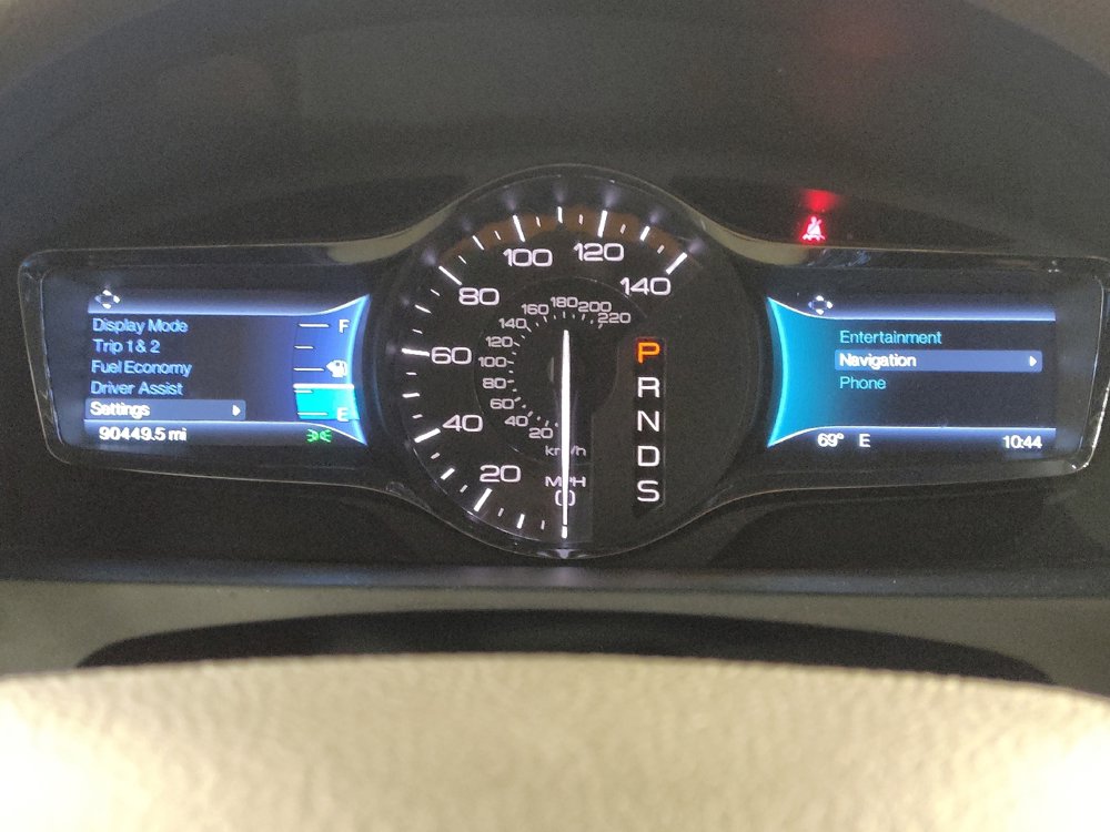 Used 2015 Lincoln MKX FWD w/ Equipment Group 102A image 23