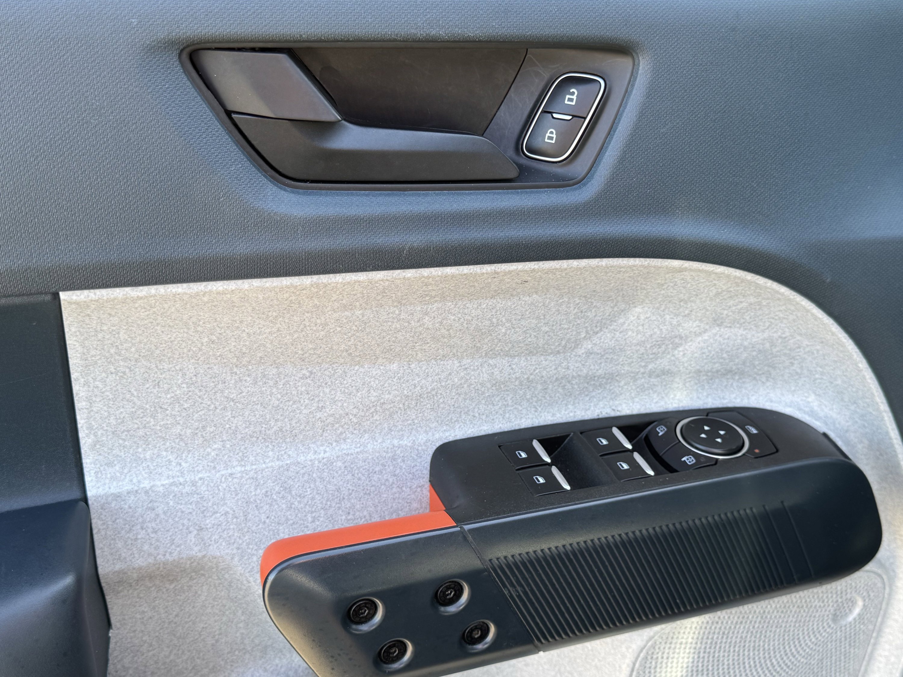 Used 2023 Ford Maverick XLT w/ Equipment Group 300A Standard image 16