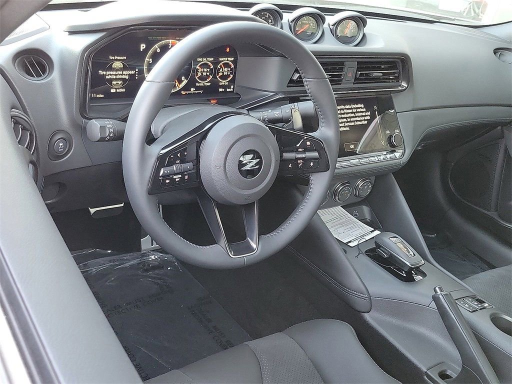 New 2025 Nissan Z Performance w/ Floor Mat Package image 4