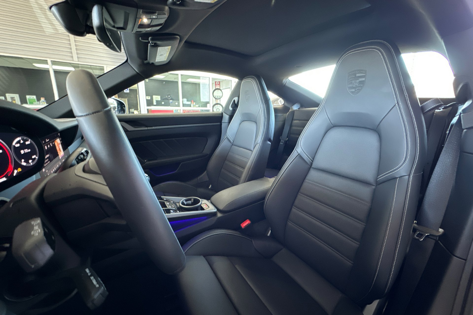 Used 2024 Porsche 911 Carrera S image 5