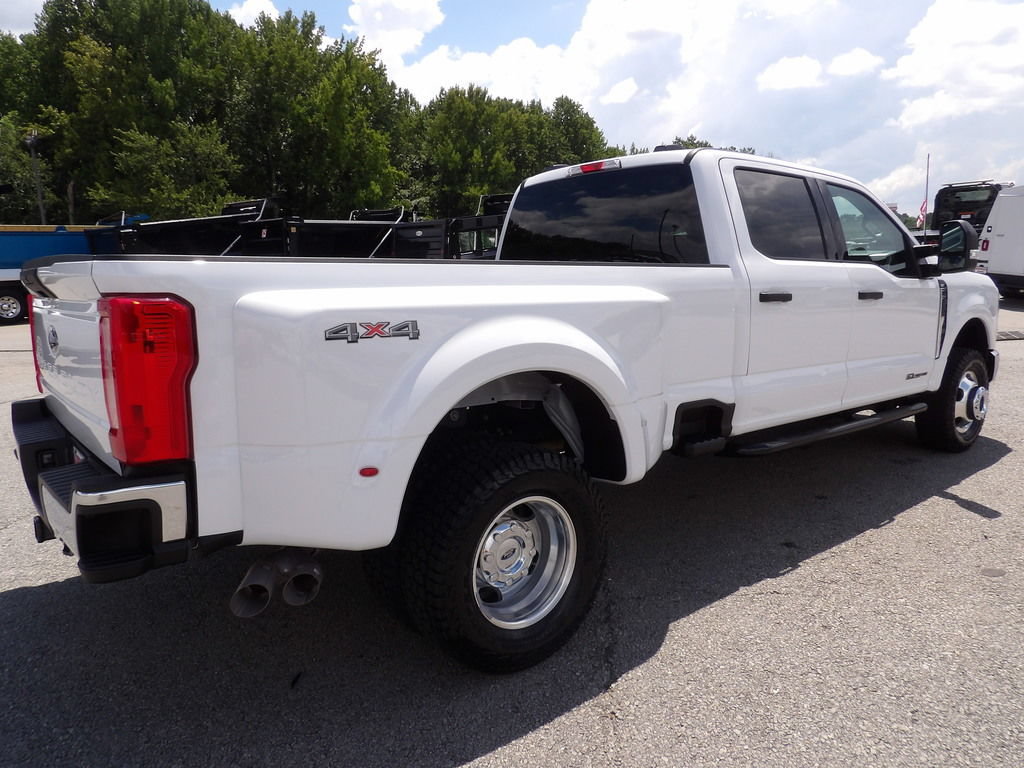 Used 2025 Ford F350 XLT AWD/4WD image 8