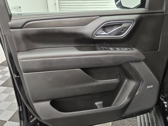 Used 2023 GMC Yukon AT4 w/ AT4 Premium Plus Package image 19