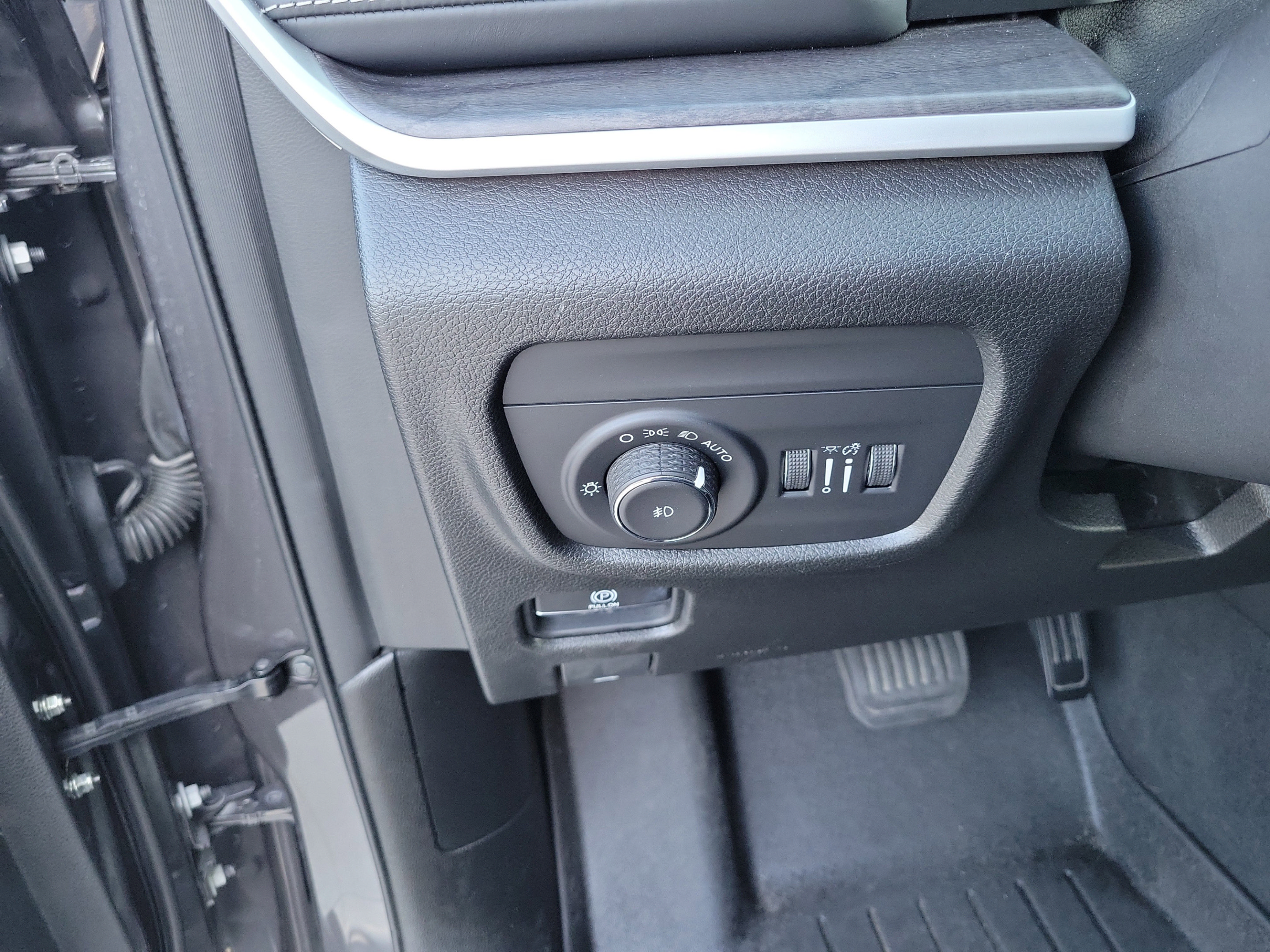Certified 2022 Jeep Grand Cherokee Limited RWD image 27