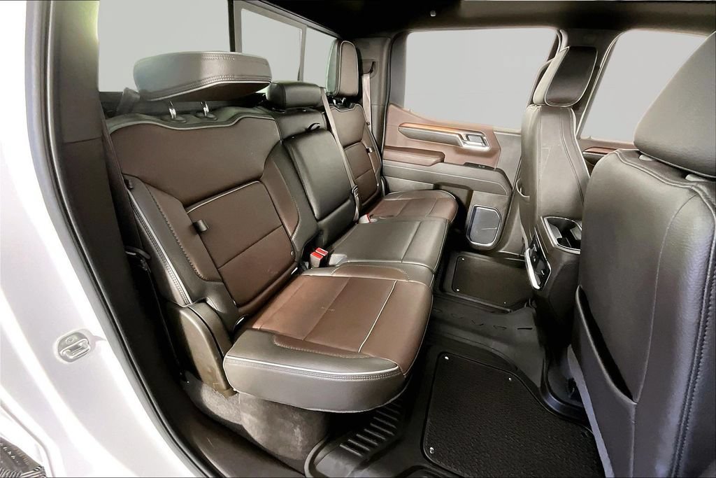 Used 2024 GMC Sierra 1500 Denali AWD/4WD image 25